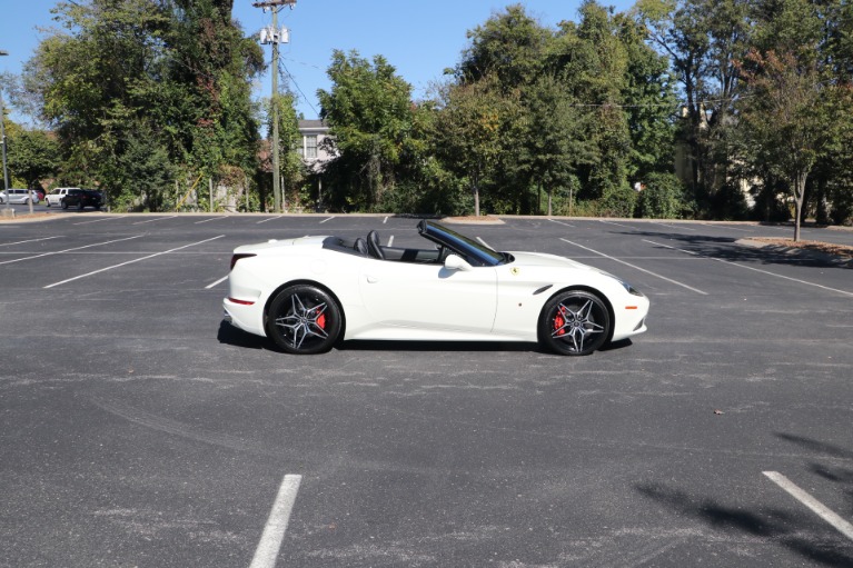 Used 2016 Ferrari California T CARBON FIBER PACKAGE W/NAV for sale $187,500 at Auto Collection in Murfreesboro TN 37130 8