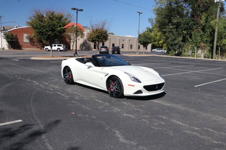 Used 2016 Ferrari California T CARBON FIBER PACKAGE W/NAV for sale $187,500 at Auto Collection in Murfreesboro TN 37130 1