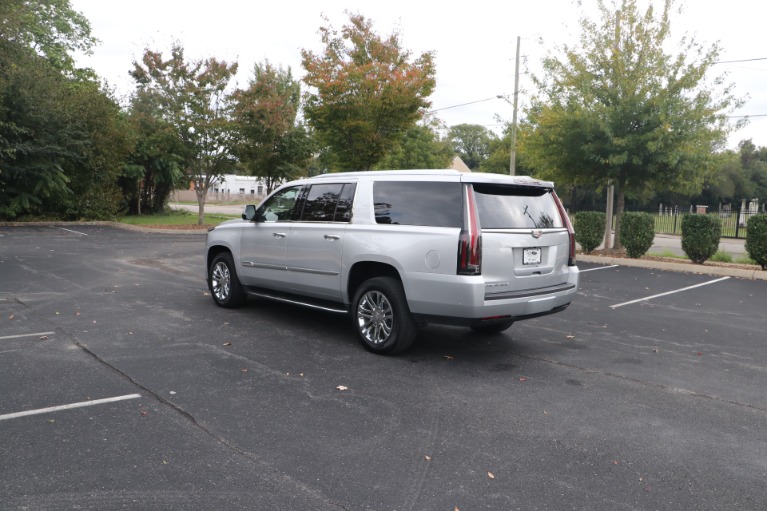 Used 2020 Cadillac Escalade ESV 4WD W/NAV for sale Sold at Auto Collection in Murfreesboro TN 37130 4