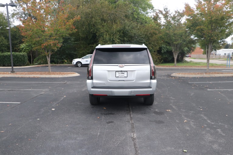 Used 2020 Cadillac Escalade ESV 4WD W/NAV for sale Sold at Auto Collection in Murfreesboro TN 37130 6