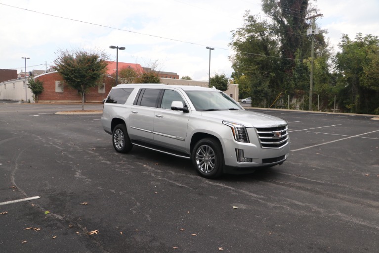 Used 2020 Cadillac Escalade ESV 4WD W/NAV for sale Sold at Auto Collection in Murfreesboro TN 37130 1