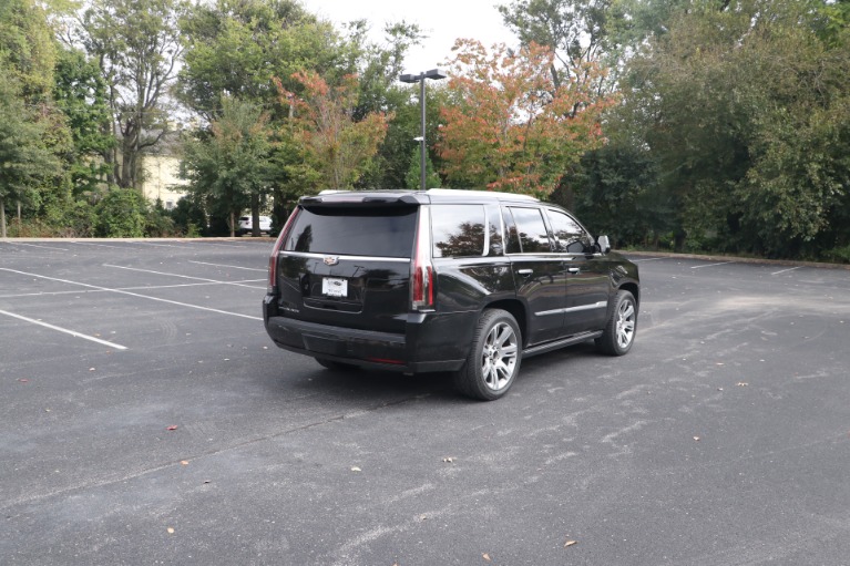Used 2016 Cadillac Escalade Premium Collection 4WD W/NAV for sale Sold at Auto Collection in Murfreesboro TN 37130 3