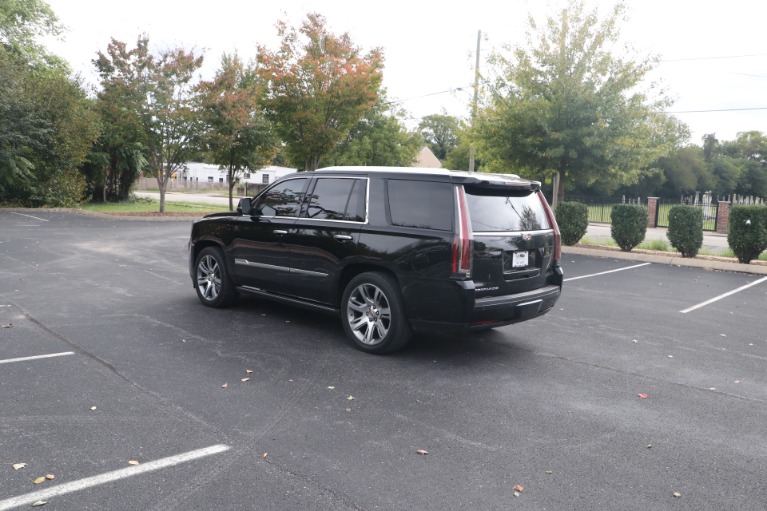 Used 2016 Cadillac Escalade Premium Collection 4WD W/NAV for sale Sold at Auto Collection in Murfreesboro TN 37130 4