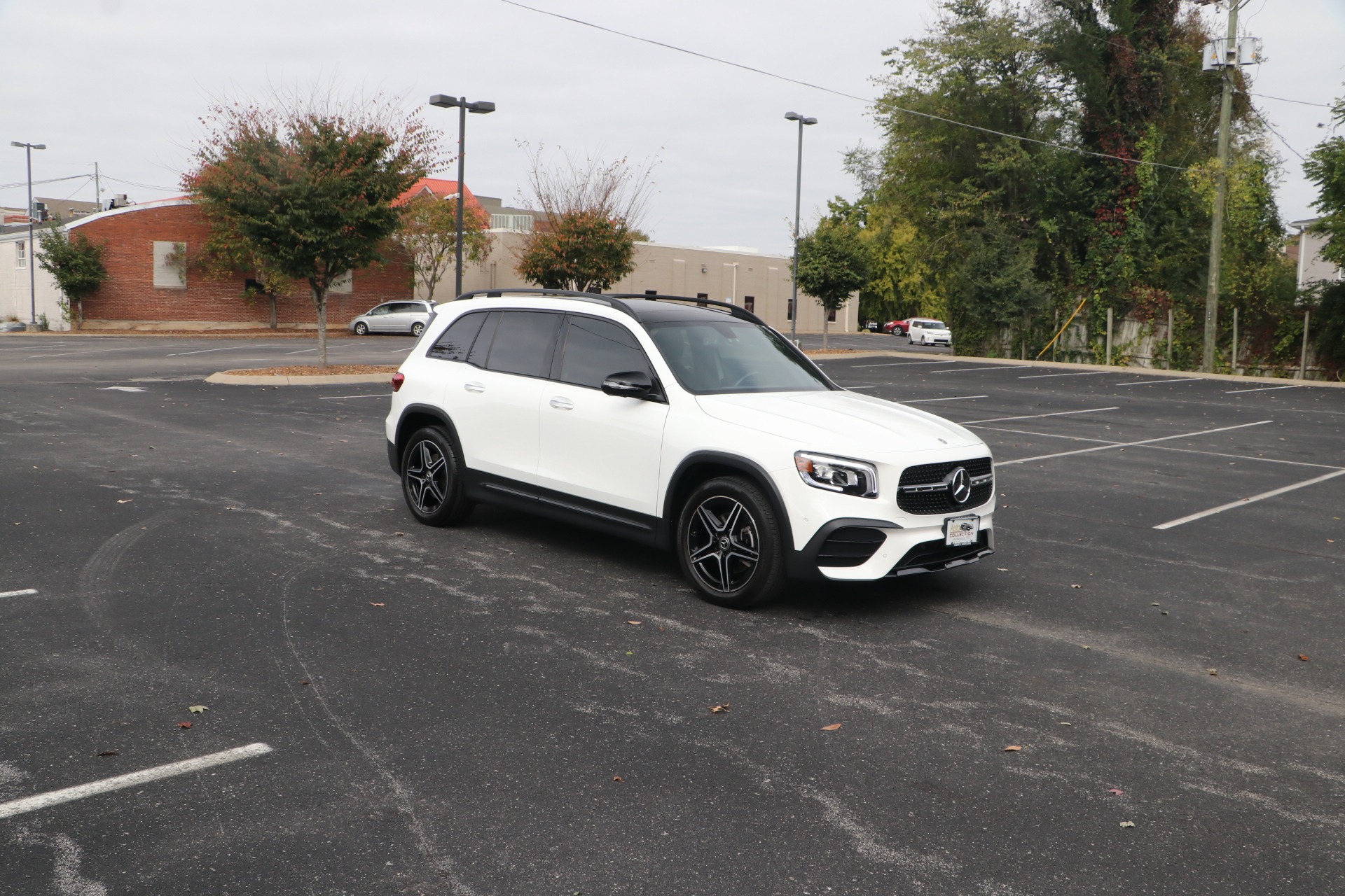 Used 2020 Mercedes-Benz GLB 250 4MATIC PREMIUM W/Amg Line Package for sale Sold at Auto Collection in Murfreesboro TN 37130 1