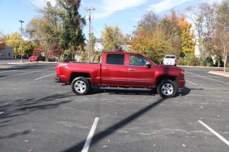 Used 2016 Chevrolet Silverado 1500 LTZ Z71 CREW CAB 4WD W/2LZ for sale Sold at Auto Collection in Murfreesboro TN 37130 8