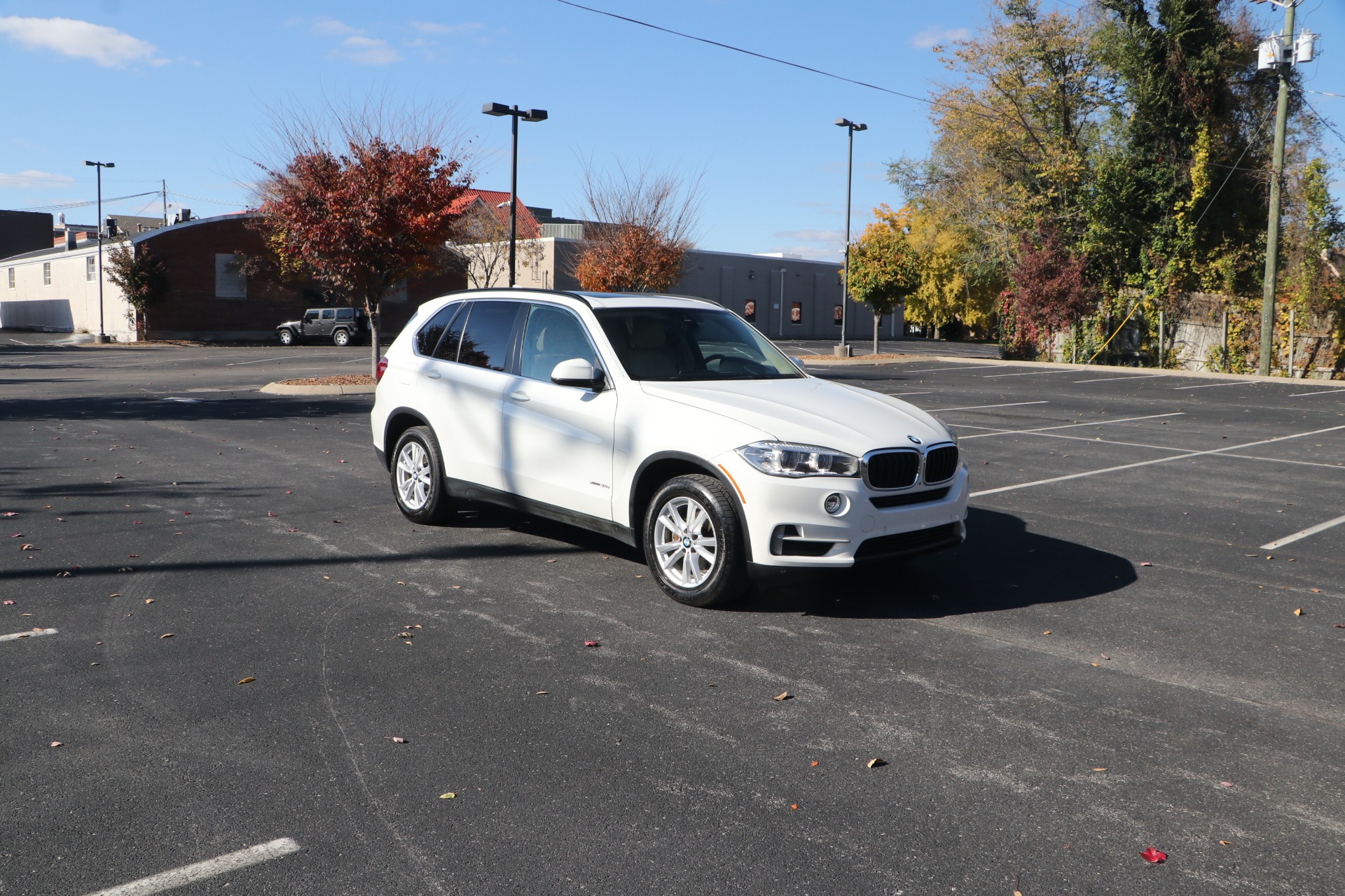 Used 2014 BMW X5 xDrive35i W/PREMIUM PACKAGE for sale Sold at Auto Collection in Murfreesboro TN 37130 1