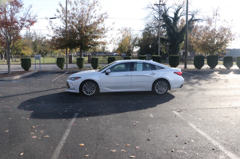 Used 2019 Toyota Avalon Limited FWD W/NAV for sale $37,950 at Auto Collection in Murfreesboro TN 37130 7