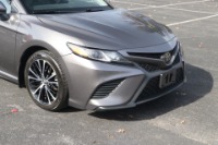 Used 2020 Toyota Camry SE FWD for sale Sold at Auto Collection in Murfreesboro TN 37129 11