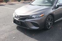 Used 2020 Toyota Camry SE FWD for sale Sold at Auto Collection in Murfreesboro TN 37130 9