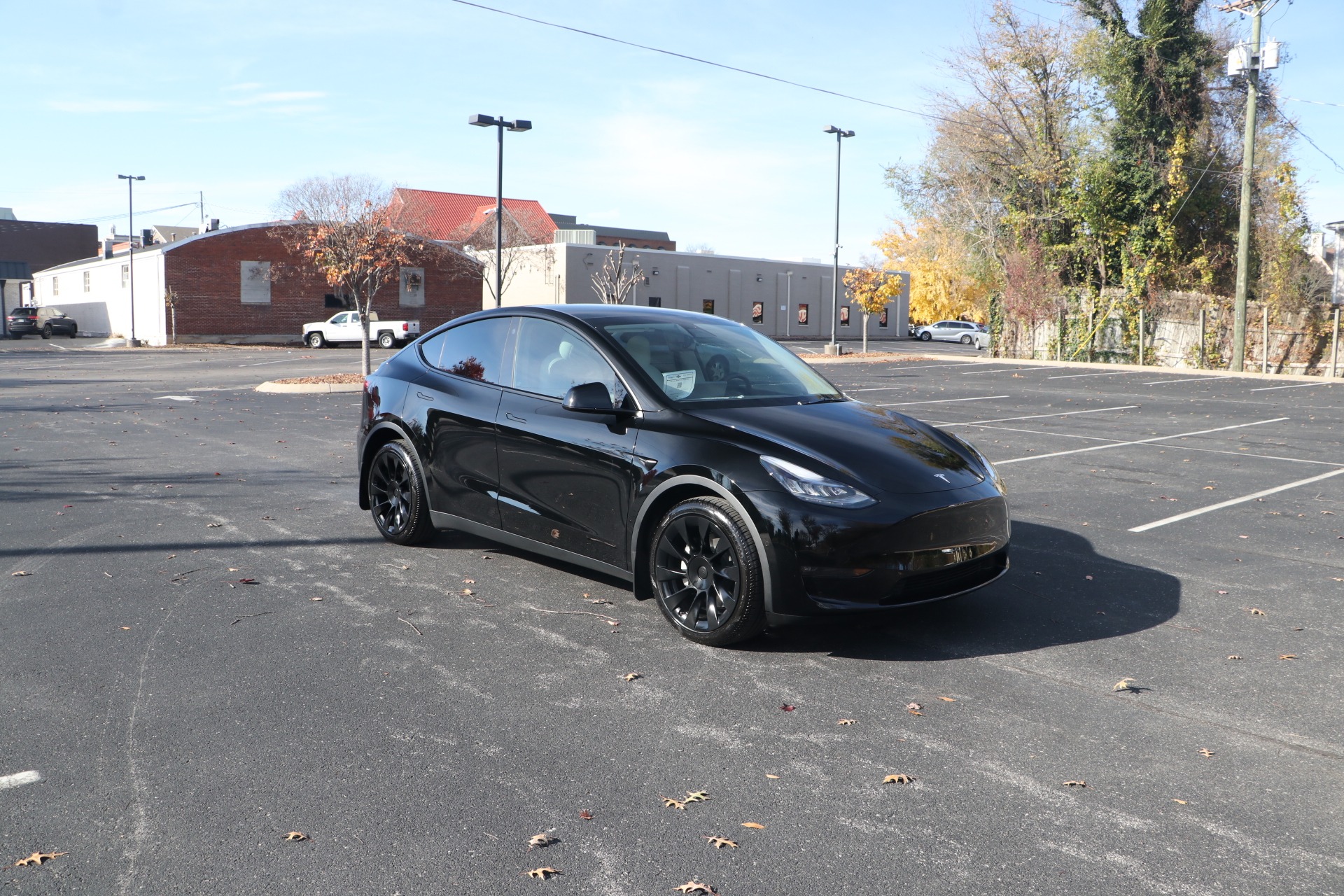 Used 2021 Tesla Model Y Long Range AWD for sale Sold at Auto Collection in Murfreesboro TN 37129 1
