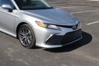 Used 2022 Toyota Camry Hybrid XLE W/DRIVER ASSIST PKG for sale Sold at Auto Collection in Murfreesboro TN 37129 11