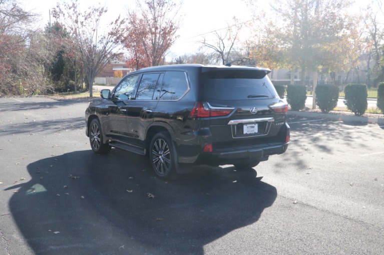 Used 2020 Lexus LX 570 Three-Row LUXURY 4WD for sale Sold at Auto Collection in Murfreesboro TN 37130 4