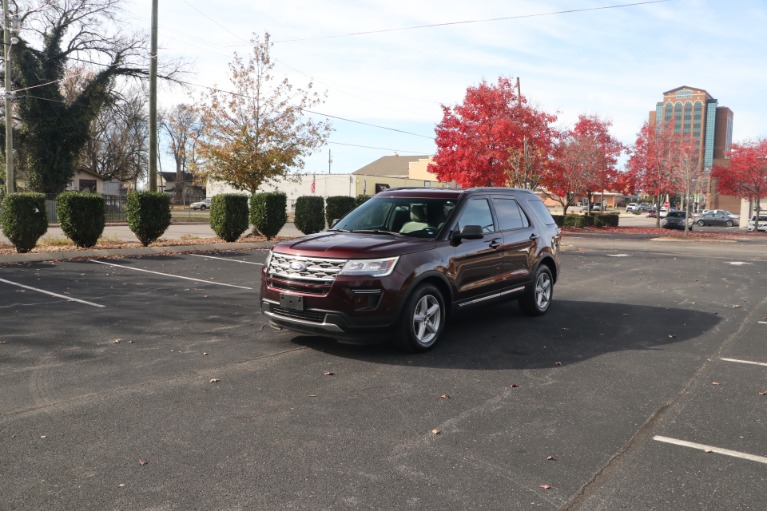 Used 2018 Ford Explorer XLT FWD W/NAV for sale Sold at Auto Collection in Murfreesboro TN 37130 2