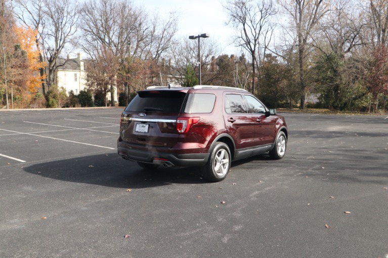 Used 2018 Ford Explorer XLT FWD W/NAV for sale Sold at Auto Collection in Murfreesboro TN 37130 3