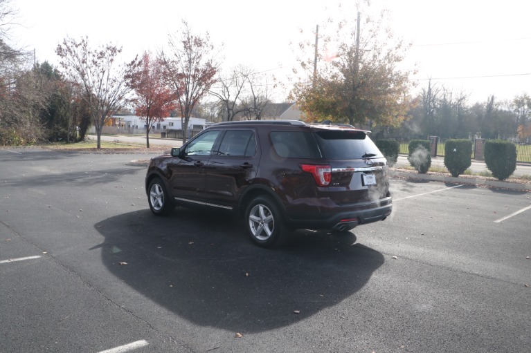 Used 2018 Ford Explorer XLT FWD W/NAV for sale $32,950 at Auto Collection in Murfreesboro TN 37130 4