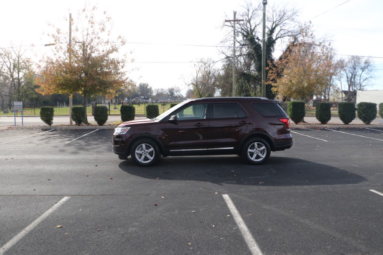 Used 2018 Ford Explorer XLT FWD W/NAV for sale $32,950 at Auto Collection in Murfreesboro TN 37130 7