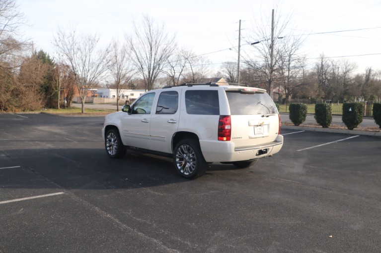Used 2011 Chevrolet Tahoe LTZ 4WD ENTERTAINMENT PKG W/TV/DVD for sale Sold at Auto Collection in Murfreesboro TN 37130 4