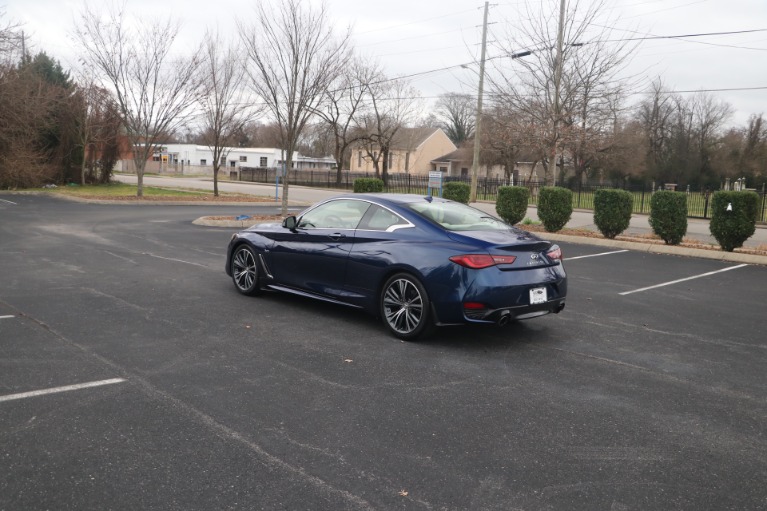 Used 2018 INFINITI Q60 COUPE 3.0T Luxe W/Sensory Package for sale $39,950 at Auto Collection in Murfreesboro TN 37130 4