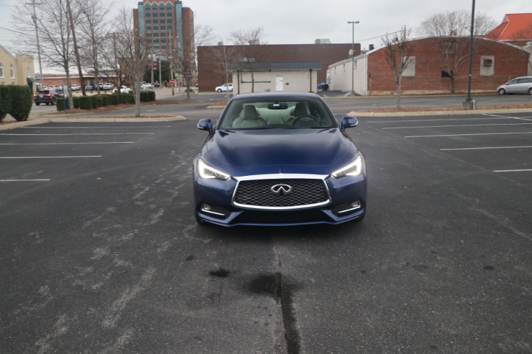 Used 2018 INFINITI Q60 COUPE 3.0T Luxe W/Sensory Package for sale $39,950 at Auto Collection in Murfreesboro TN 37130 5