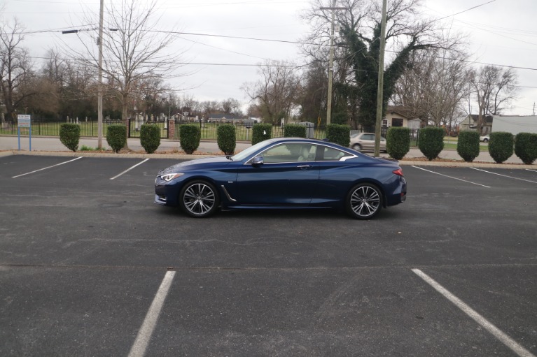 Used 2018 INFINITI Q60 COUPE 3.0T Luxe W/Sensory Package for sale $39,950 at Auto Collection in Murfreesboro TN 37130 7