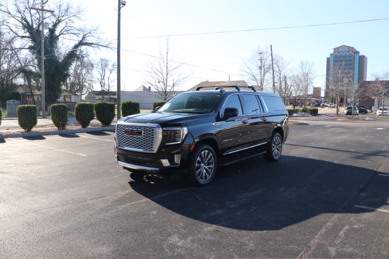 Used 2021 GMC Yukon XL Denali 4WD for sale Sold at Auto Collection in Murfreesboro TN 37130 2