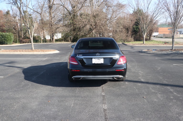 Used 2018 Mercedes-Benz E 300 PREMIUM 3 PKG RWD W/NAV for sale $48,950 at Auto Collection in Murfreesboro TN 37130 6