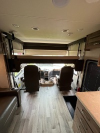 Used 2019 JAYCO PRECEPT 36A for sale $113,950 at Auto Collection in Murfreesboro TN 37130 17