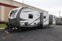 Used 2020 PALOMINO SOLAIRE 314TSBH W/3 SLIDE OUTS for sale Sold at Auto Collection in Murfreesboro TN 37129 3