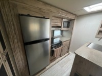 Used 2020 PALOMINO SOLAIRE 314TSBH W/3 SLIDE OUTS for sale $36,950 at Auto Collection in Murfreesboro TN 37130 55
