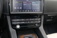 Used 2018 Jaguar F-PACE 30t R-Sport AWD W/TECH PKG for sale $45,950 at Auto Collection in Murfreesboro TN 37130 66