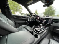 Used 2019 Porsche Cayenne S AWD W/PREMIUM PACKAGE for sale $77,500 at Auto Collection in Murfreesboro TN 37130 18