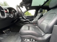 Used 2019 Porsche Cayenne S AWD W/PREMIUM PACKAGE for sale $77,500 at Auto Collection in Murfreesboro TN 37130 9