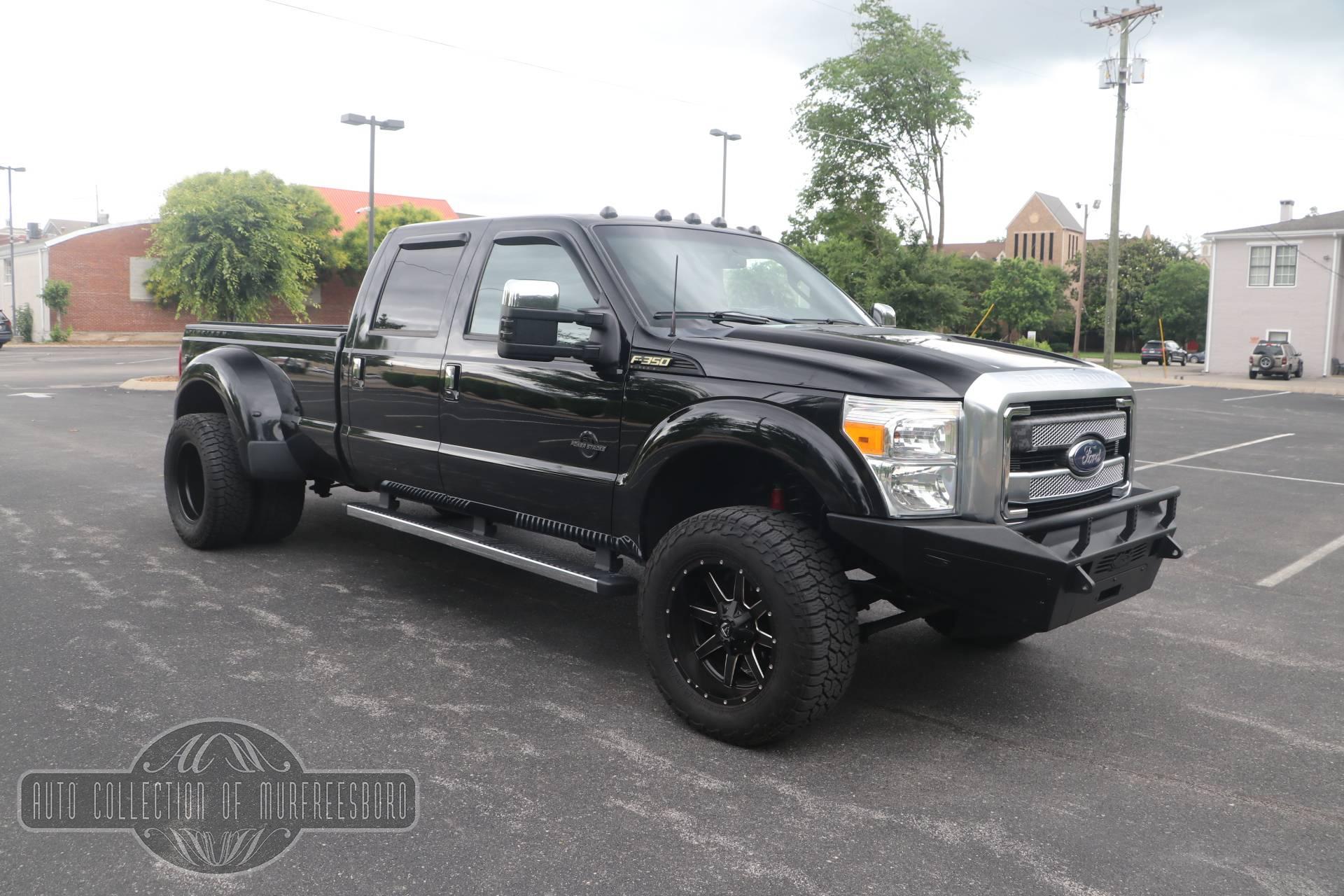 Used 2016 Ford F-350 Super Duty Lariat for sale $61,950 at Auto Collection in Murfreesboro TN 37130 1