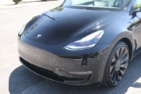 Used 2022 Tesla Model Y Performance AWD W/AUTOPILOT for sale Sold at Auto Collection in Murfreesboro TN 37130 9