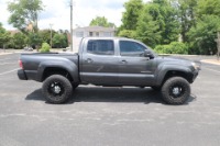 Used 2015 Toyota Tacoma TRD SPORT PKG for sale Sold at Auto Collection in Murfreesboro TN 37130 8