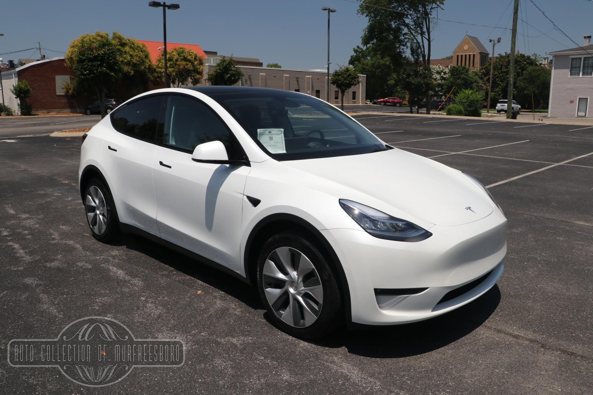 Used 2022 Tesla Model Y Long Range AWD W/NAV for sale $75,265 at Auto Collection in Murfreesboro TN 37130 1