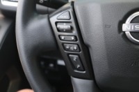 Used 2022 Nissan Frontier SV CREW CAB 4X4 w/TECHNOLOGY PKG for sale Sold at Auto Collection in Murfreesboro TN 37130 43