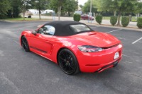 Used 2020 Porsche 718 Boxster T SPORT DESIGN PKG W/APPLE CARPLAY for sale $68,900 at Auto Collection in Murfreesboro TN 37129 16