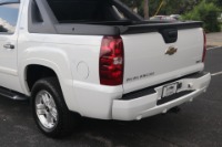 Used 2008 Chevrolet Avalanche LTZ Crew Cab SB w/Z71 Package 4X2 for sale $12,999 at Auto Collection in Murfreesboro TN 37130 17