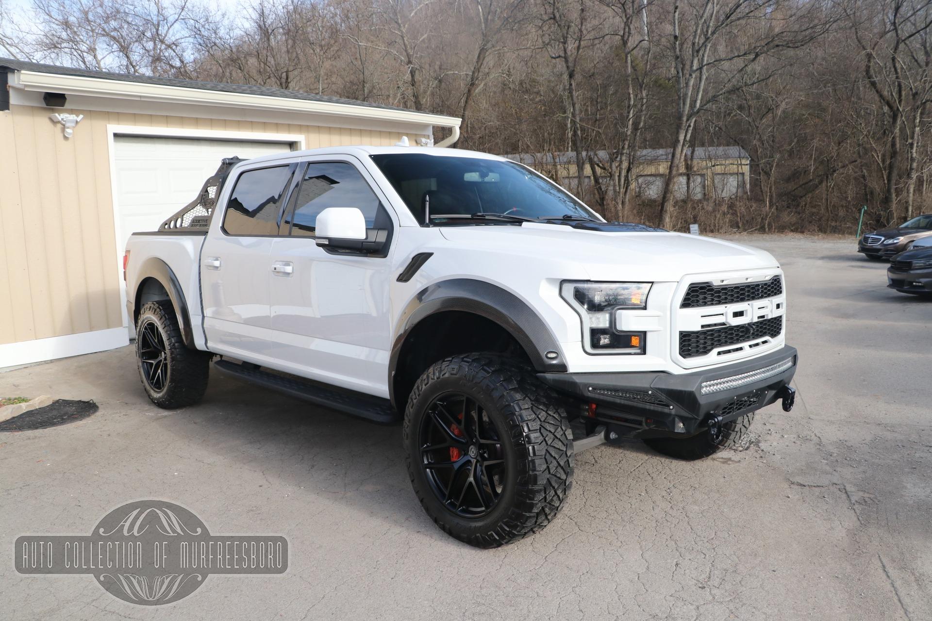 Used 2020 Ford F-150 RAPTOR SUPERCREW 4WD 5.5 Box Truck Over $50k for sale $84,900 at Auto Collection in Murfreesboro TN 37129 1