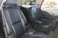 Used 2008 GMC Yukon Denali 4WD w/Power Sunroof for sale Sold at Auto Collection in Murfreesboro TN 37130 27