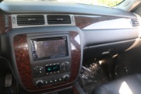 Used 2008 GMC Yukon Denali 4WD w/Power Sunroof for sale Sold at Auto Collection in Murfreesboro TN 37130 35