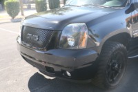 Used 2008 GMC Yukon Denali 4WD w/Power Sunroof for sale Sold at Auto Collection in Murfreesboro TN 37130 9