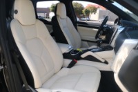 Used 2018 Porsche Cayenne Platinum Edition AWD w/Premium Package Plus for sale $48,950 at Auto Collection in Murfreesboro TN 37130 32
