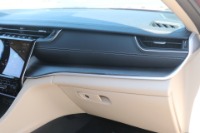Used 2021 Jeep Grand Cherokee L Limited 4X2 w/Panoramic Sunroof for sale Sold at Auto Collection in Murfreesboro TN 37130 40