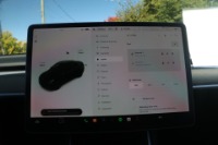 Used 2021 Tesla Model Y Long Range AWD w/Autopilot for sale $53,950 at Auto Collection in Murfreesboro TN 37129 53
