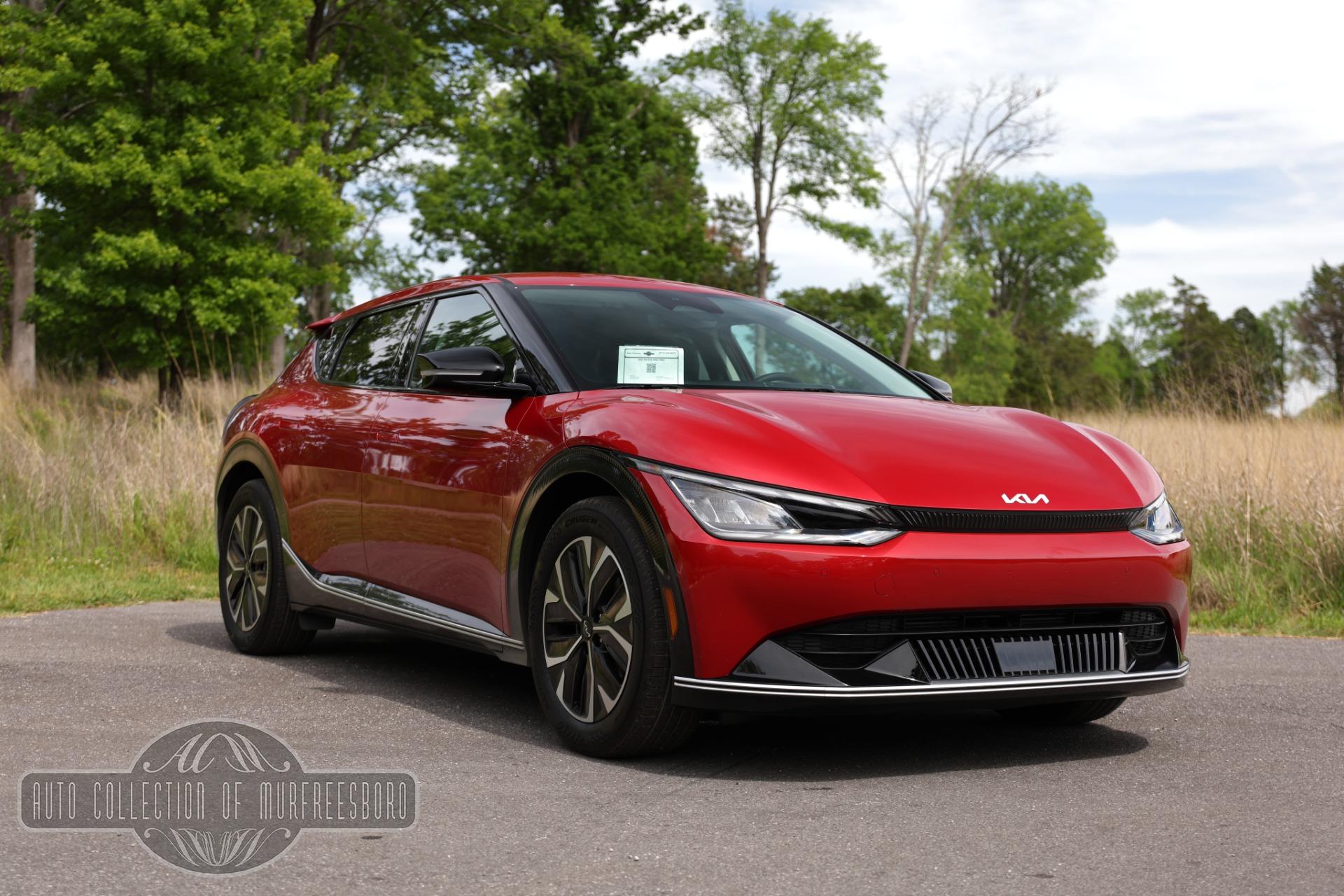 Used 2022 Kia EV6 WIND RWD for sale $46,900 at Auto Collection in Murfreesboro TN 37129 1