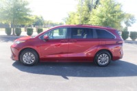 Used 2022 Toyota Sienna LE FWD W/ROOF RAILS for sale $47,900 at Auto Collection in Murfreesboro TN 37130 7
