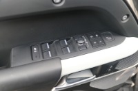 Used 2022 Land Rover Defender 110 X-DYNAMIC HSE 5 SEATER W/3 ZONE CLIMATE CONTROL for sale Sold at Auto Collection in Murfreesboro TN 37129 73