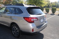 Used 2017 Subaru Outback 2.5I LIMITED POPULAR PACKAGE W/NAV for sale $23,700 at Auto Collection in Murfreesboro TN 37130 15